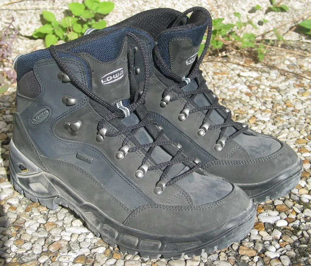 Chaussures de randonnée pointure 42 – photo 1 sur 1